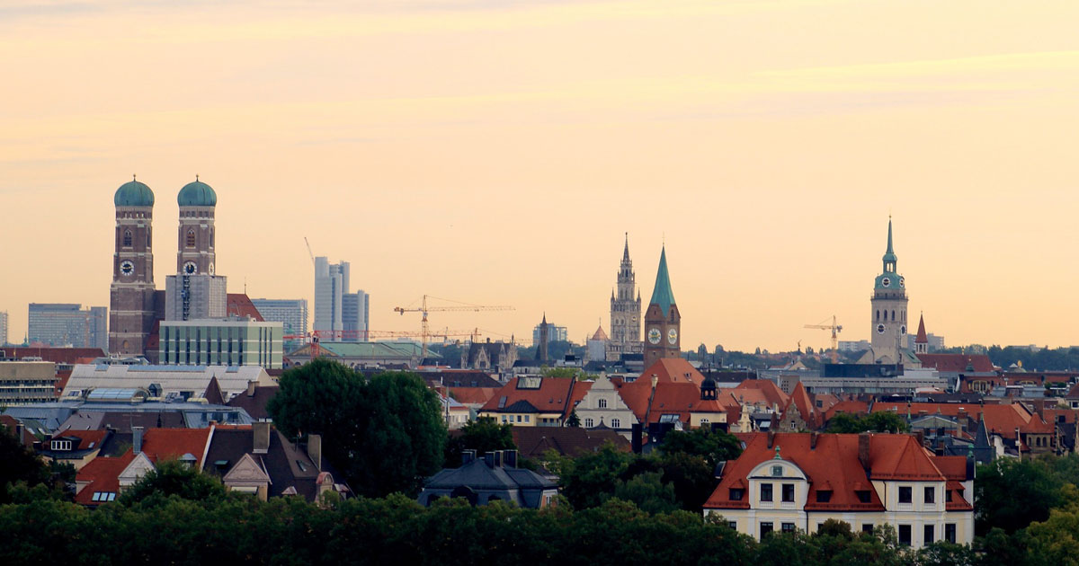 Laut Meinung vieler Experten wird die Nachfrage nach Immobilien weiterhin hoch bleiben.